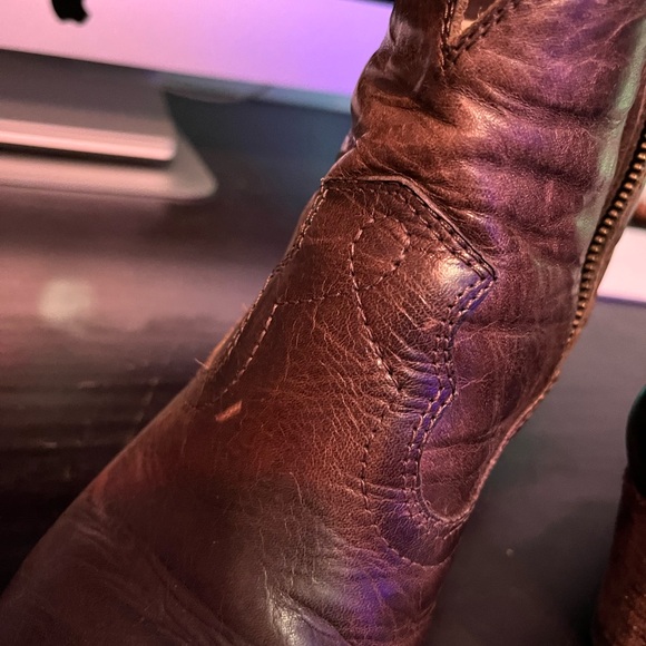 Frye distressed leather ankle boots - Picture 4 of 14